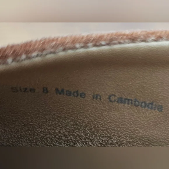 Dolce Vita Women's Tan Velvet Heels/Sandals W/floral Petal Detail Size 8 NWOB - Picture 7 of 11